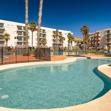 Golf And Sea Oasis Apartment